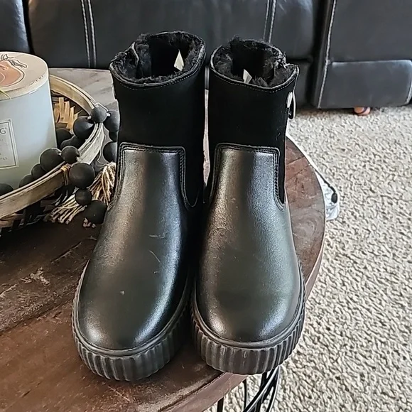 Pajar Canada Waterproof Boots - Picture 2 of 5